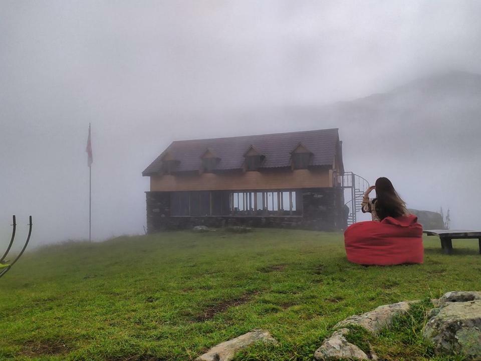 Fifth Season Hotel Juta Luaran gambar